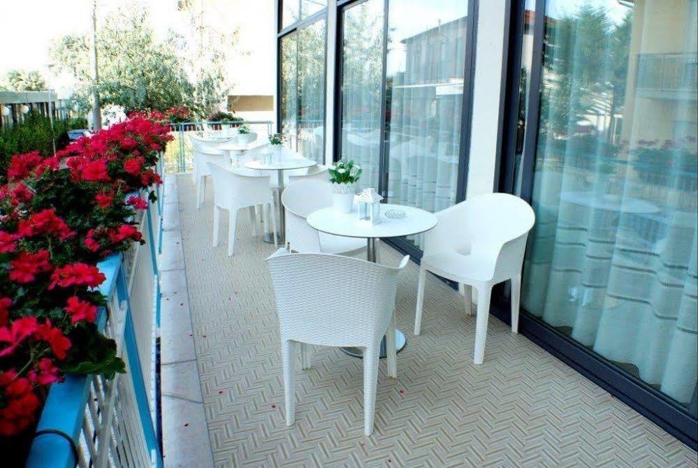 Hotel Jasmine Beach Rimini Exteriér fotografie